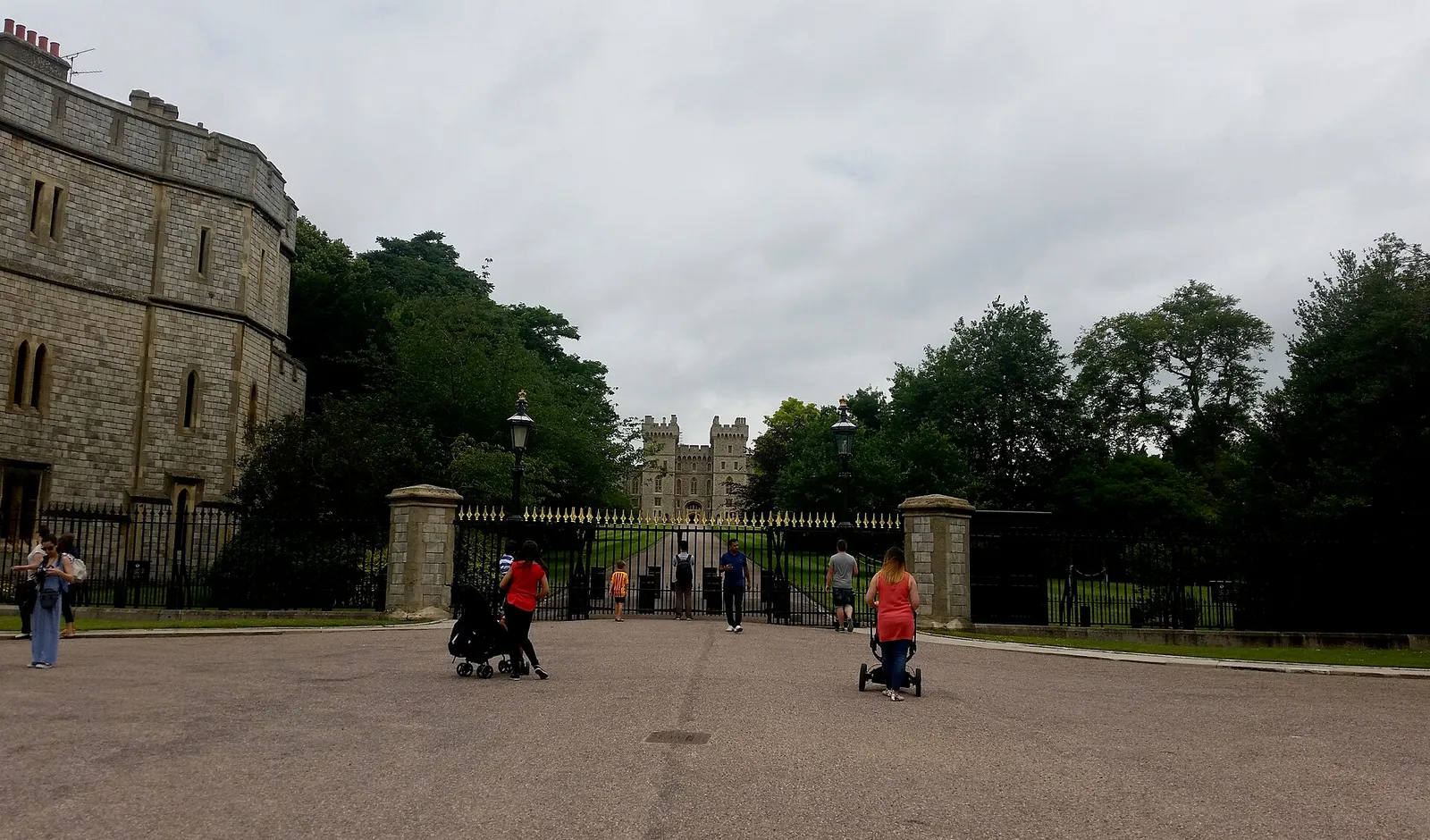 Windsor Castle at the end of the Long Walk, the tree-lined avenue
