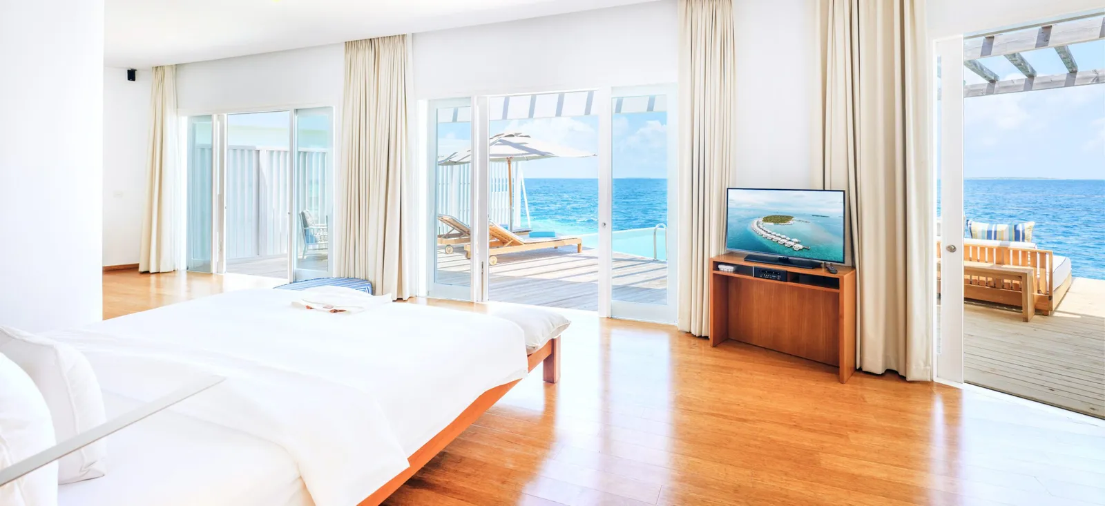 Reef Water Pool Villa in an official photograph
