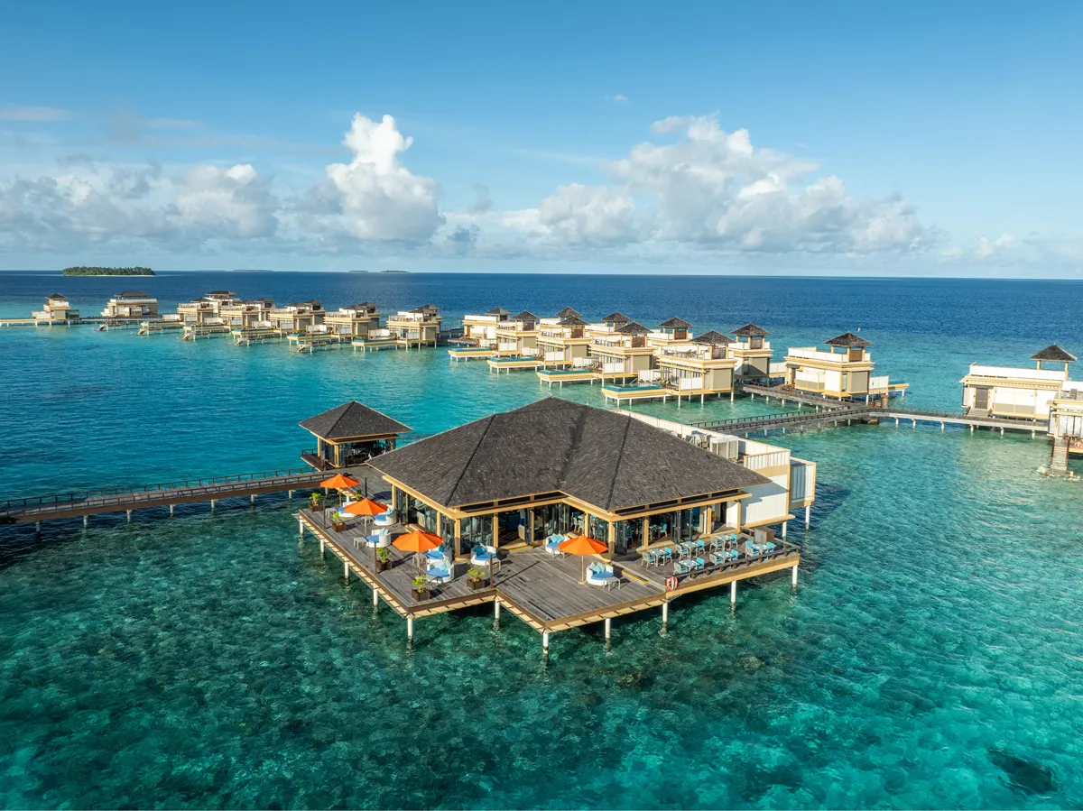 Azzurro’s pavilion on the water, linked by the boardwalk to the InOcean villas, in the blue lagoon.