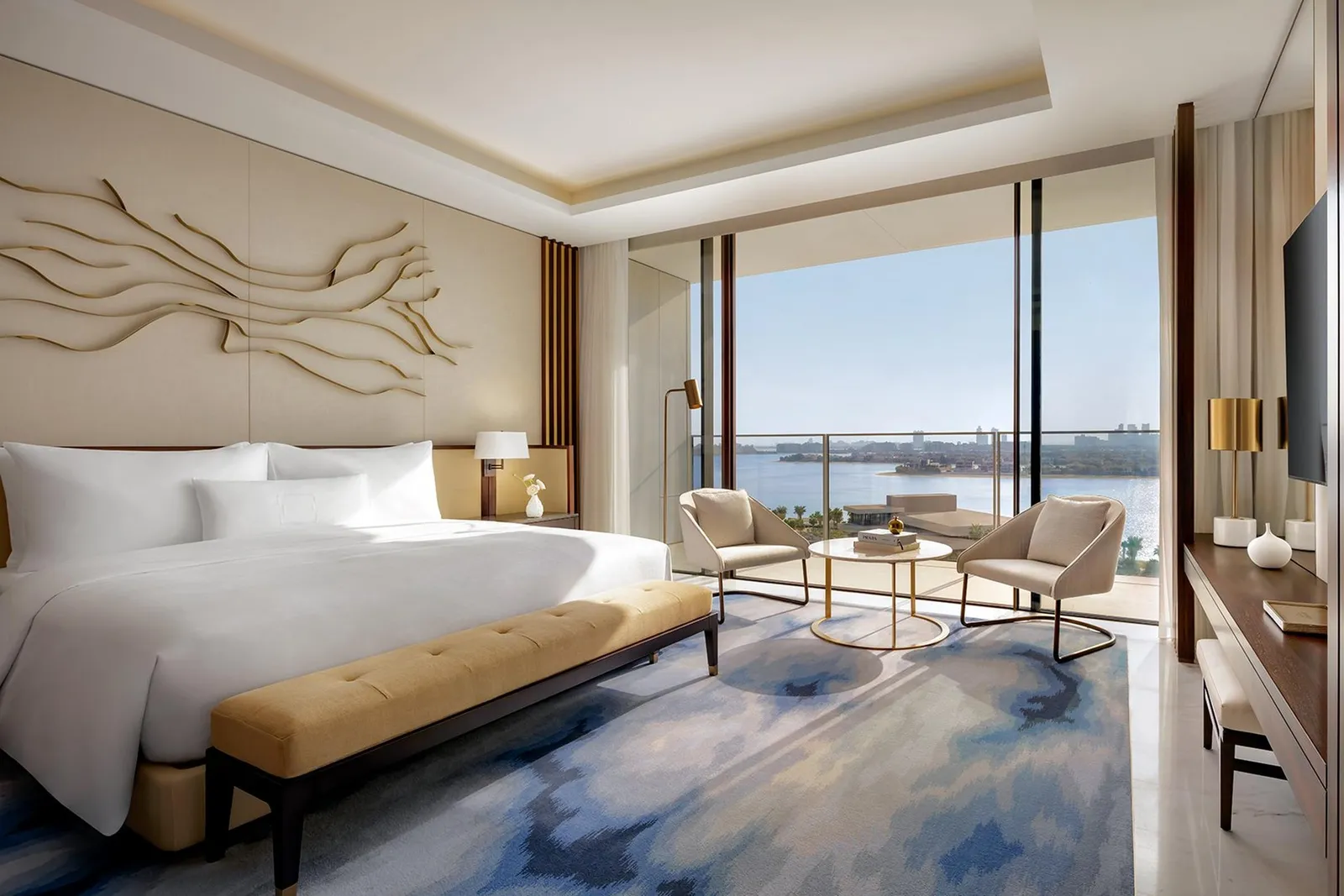 A Sky Terrace Suite bedroom