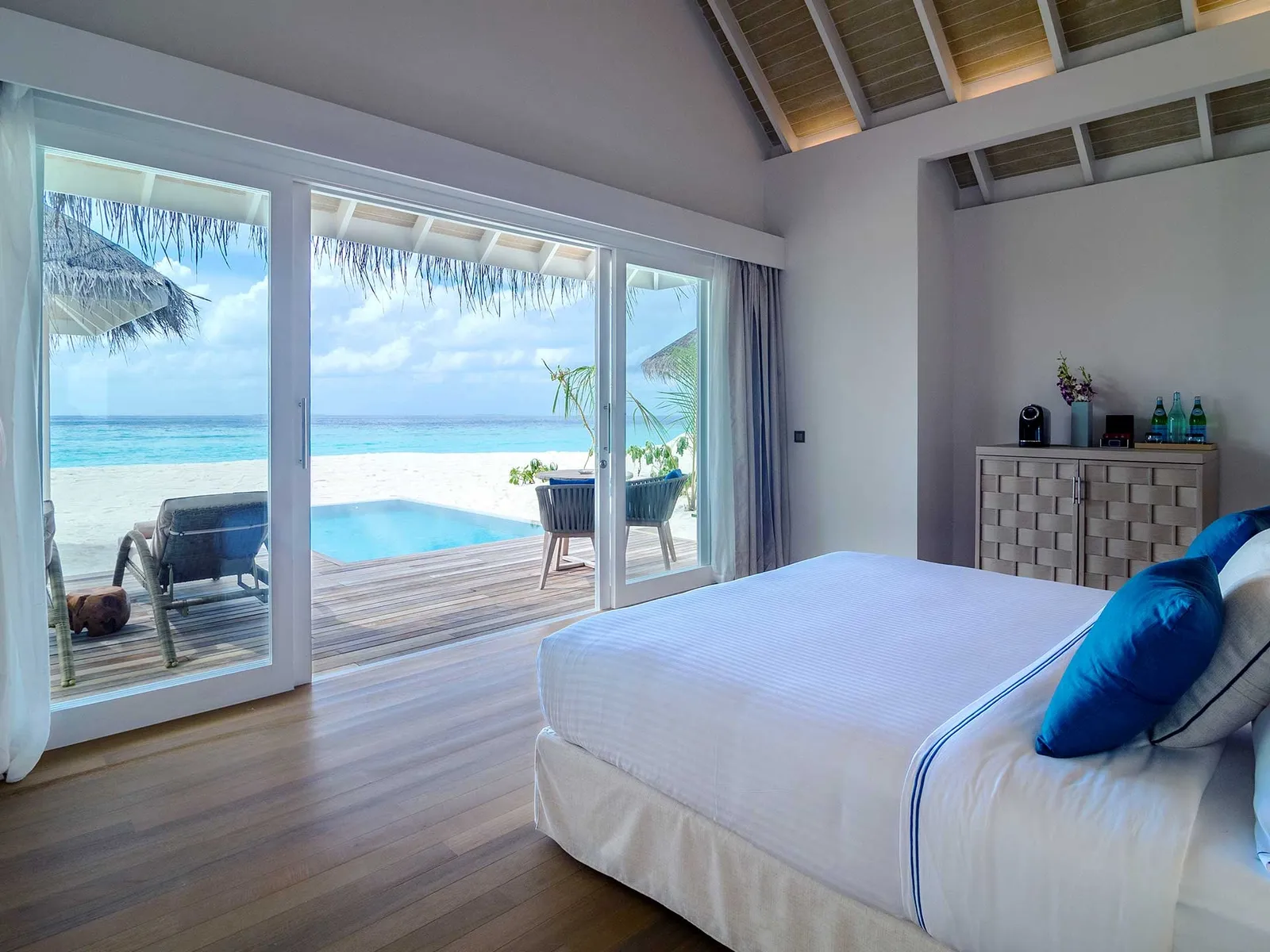 Deluxe Beach Villa With Pool in its illustrative official category photograph