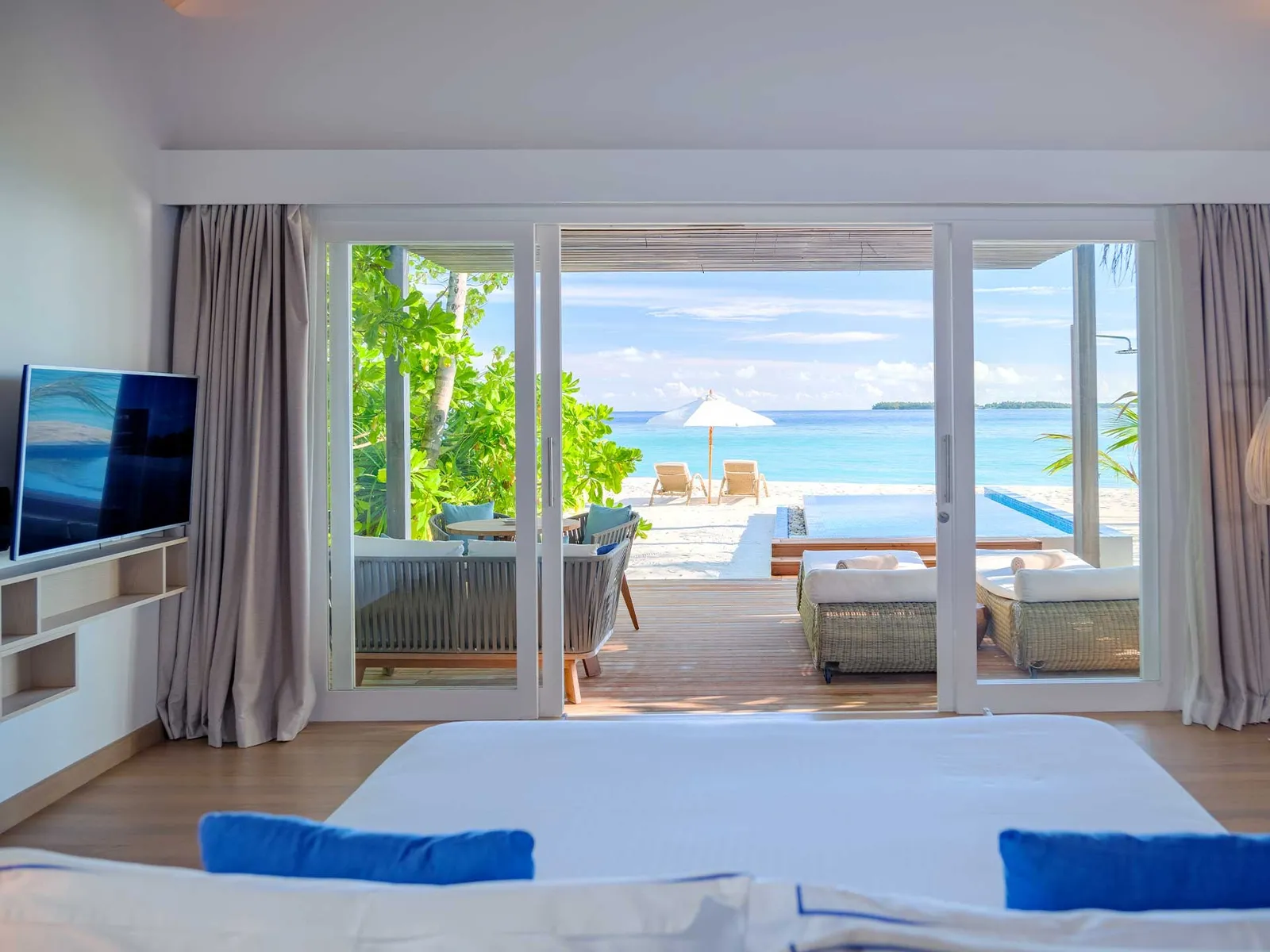 Sunset Beach Villa with Pool in its illustrative official category photograph