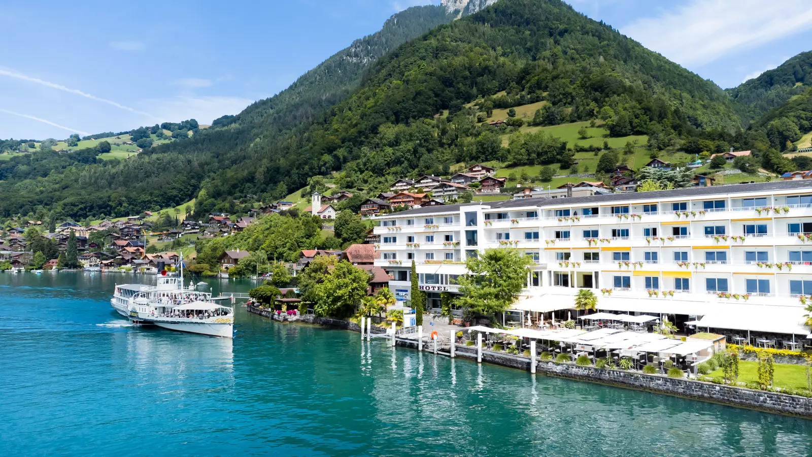 Il BEATUS sul lago di Thun con l’imbarcadero