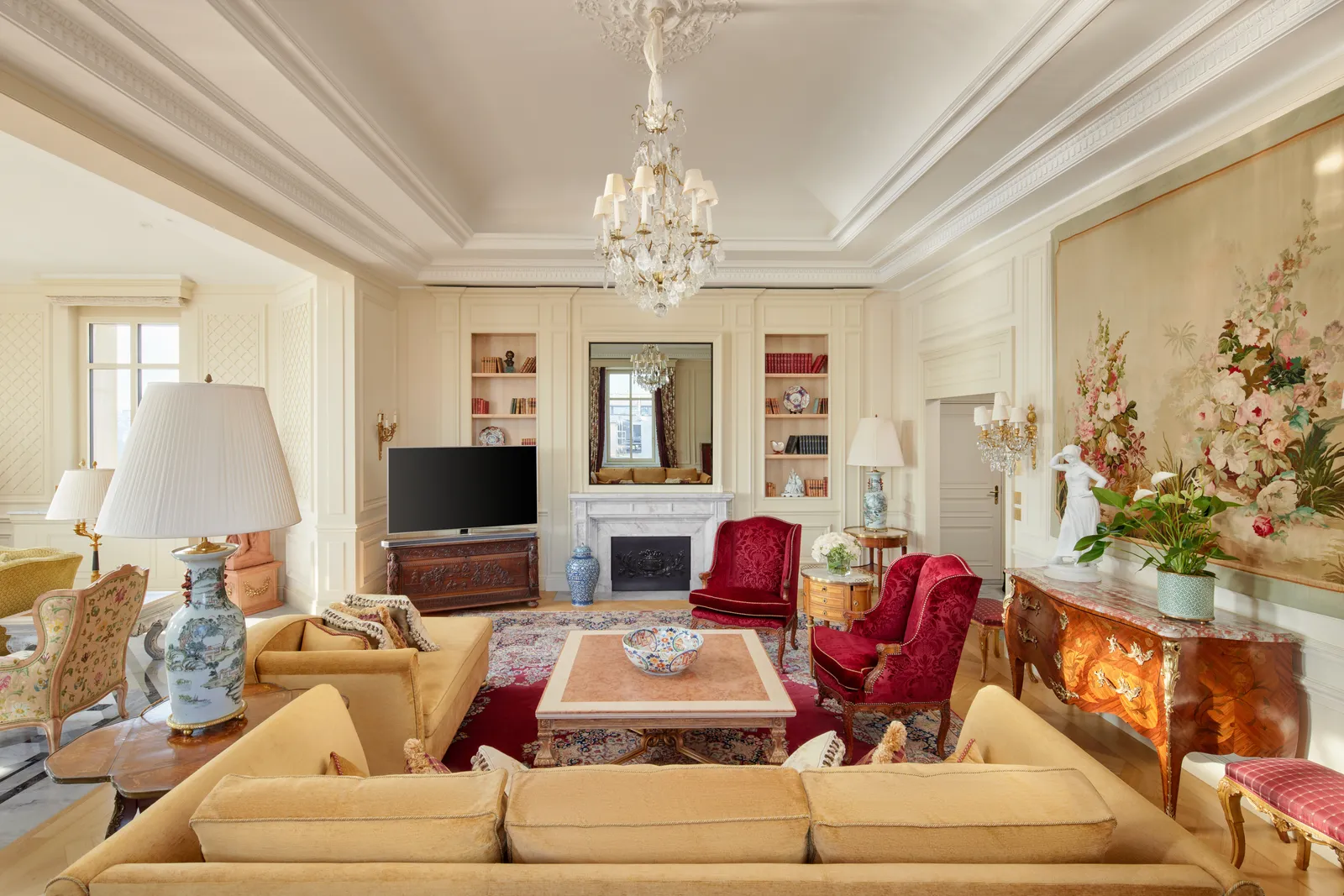 The Royal Residence’s large living room