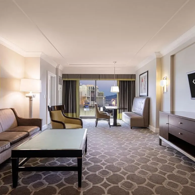 Octavius Executive Fountain View Suite | 1 King