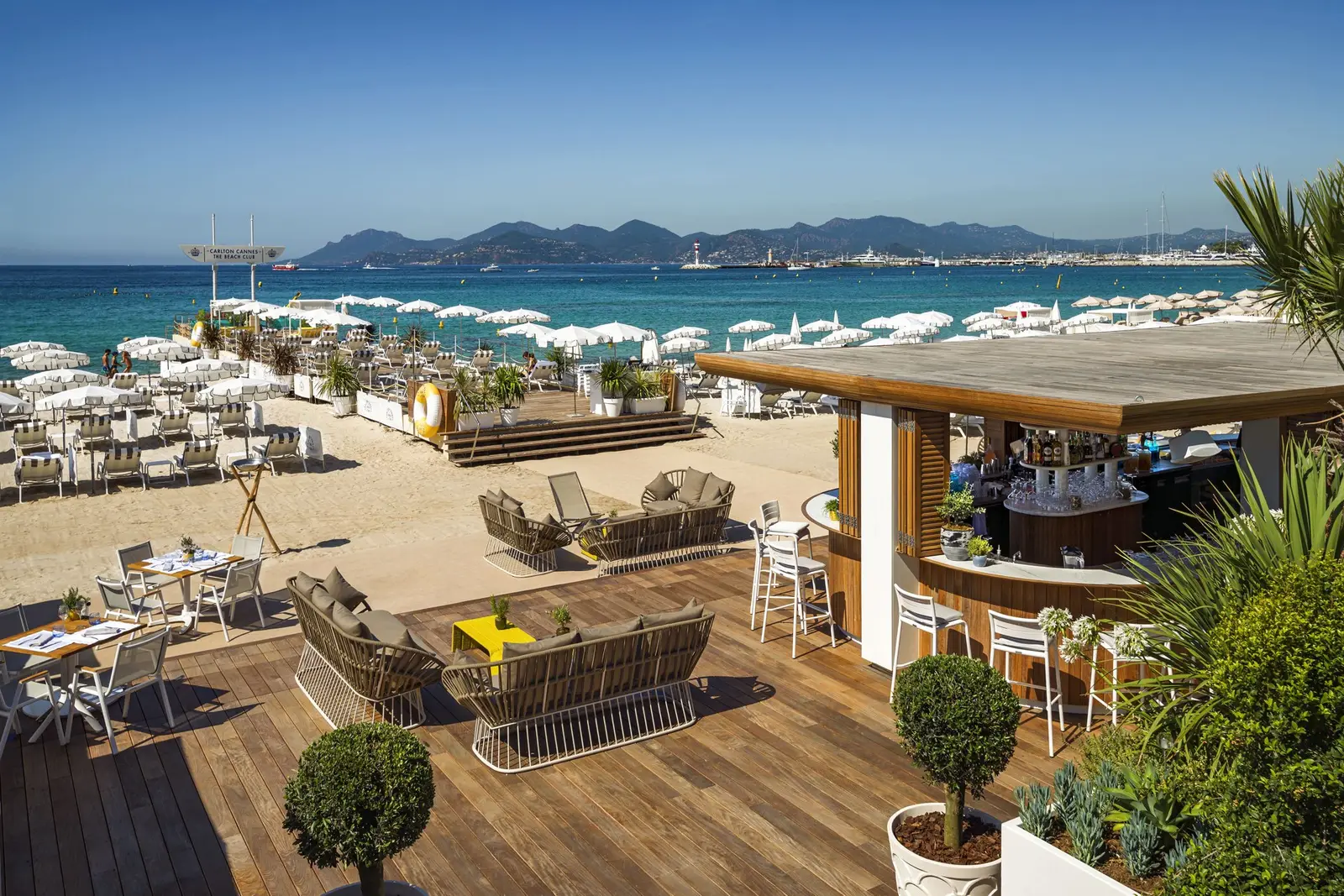 The beach and jetty at Carlton Beach Club