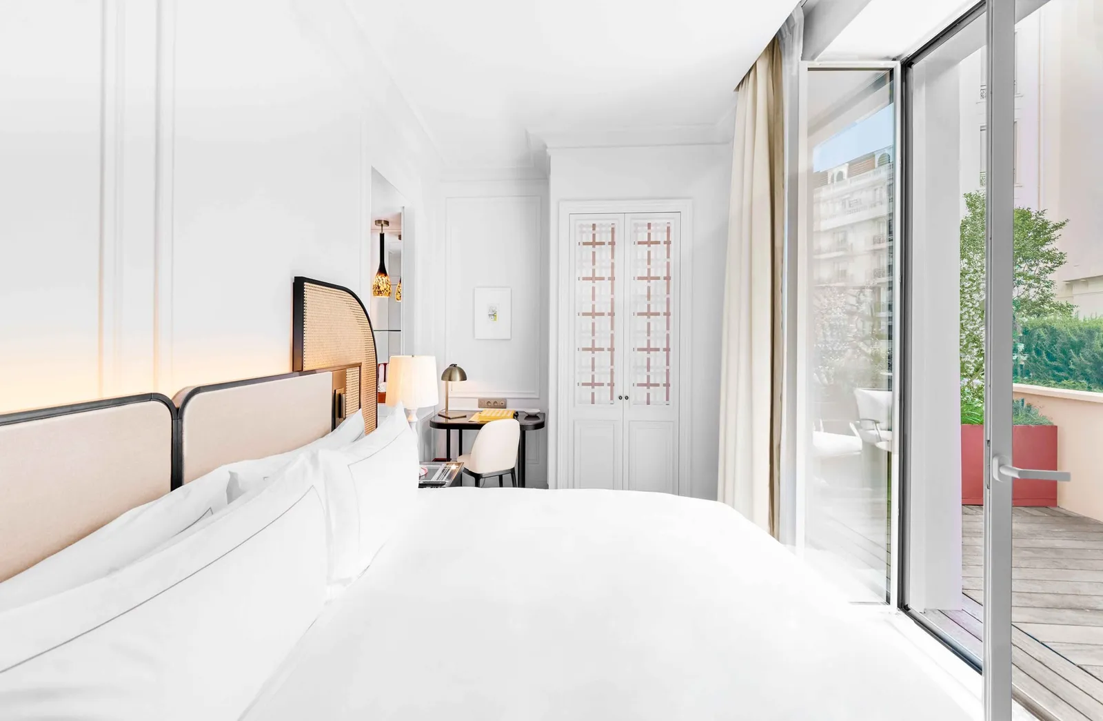 Classic room - Garden view
