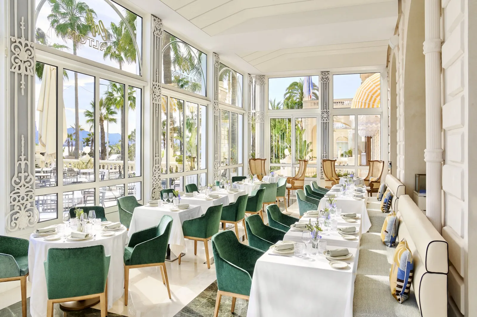 The Riviera restaurant dining room
