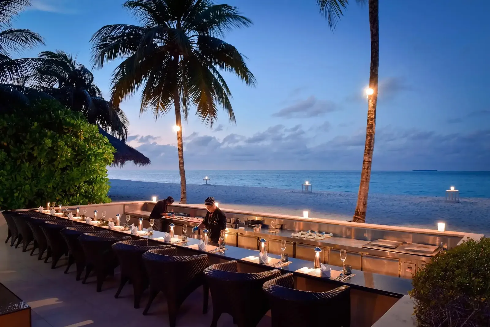 KOKO’s teppanyaki counter by the sea at sunset