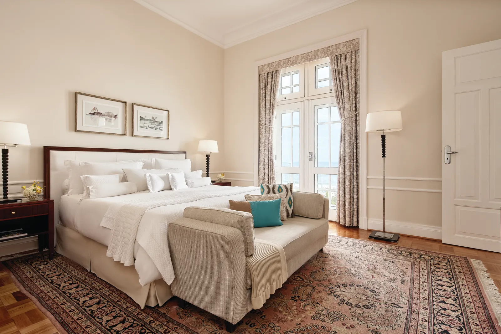 Deluxe One Bedroom Oceanfront Suite al Copacabana Palace