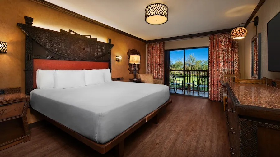 Resort View / Water View - King Bed · official photograph