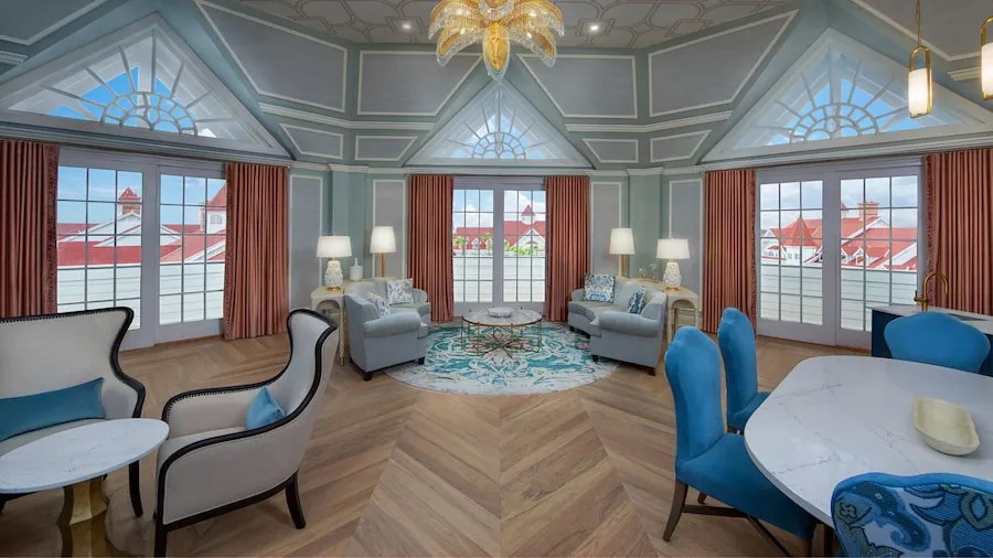Grand Suite - Club Level · official Disney photograph