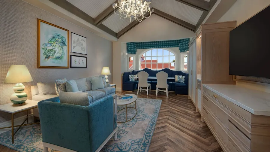 1 Bedroom Suite - Club Level Access · official Disney photograph