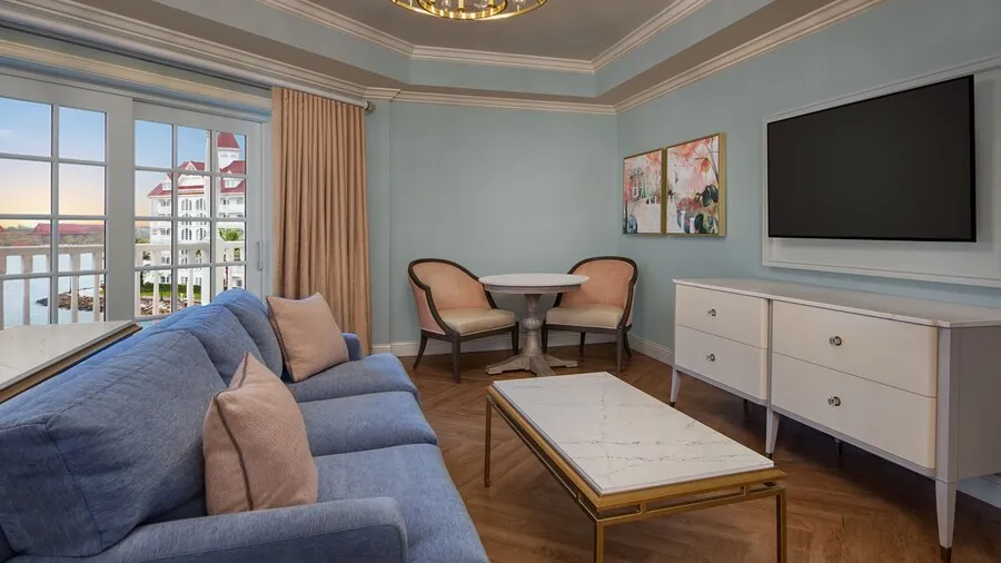 Deluxe Room - Club Level · official Disney photograph