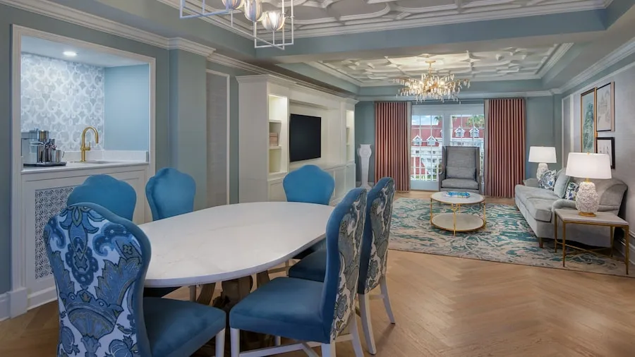 Disney Suite - Club Level · official Disney photograph