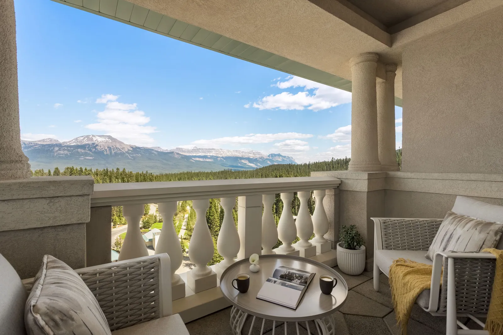 Whitehorn Suite