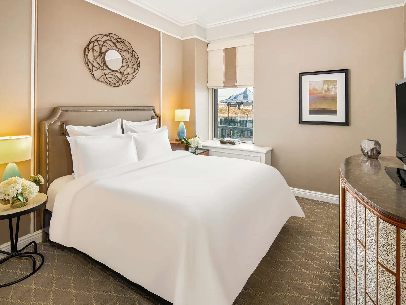 Junior Suite 1 King