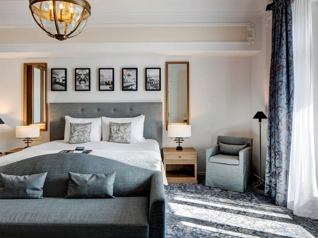 La camera da letto della Bellevue Suite
