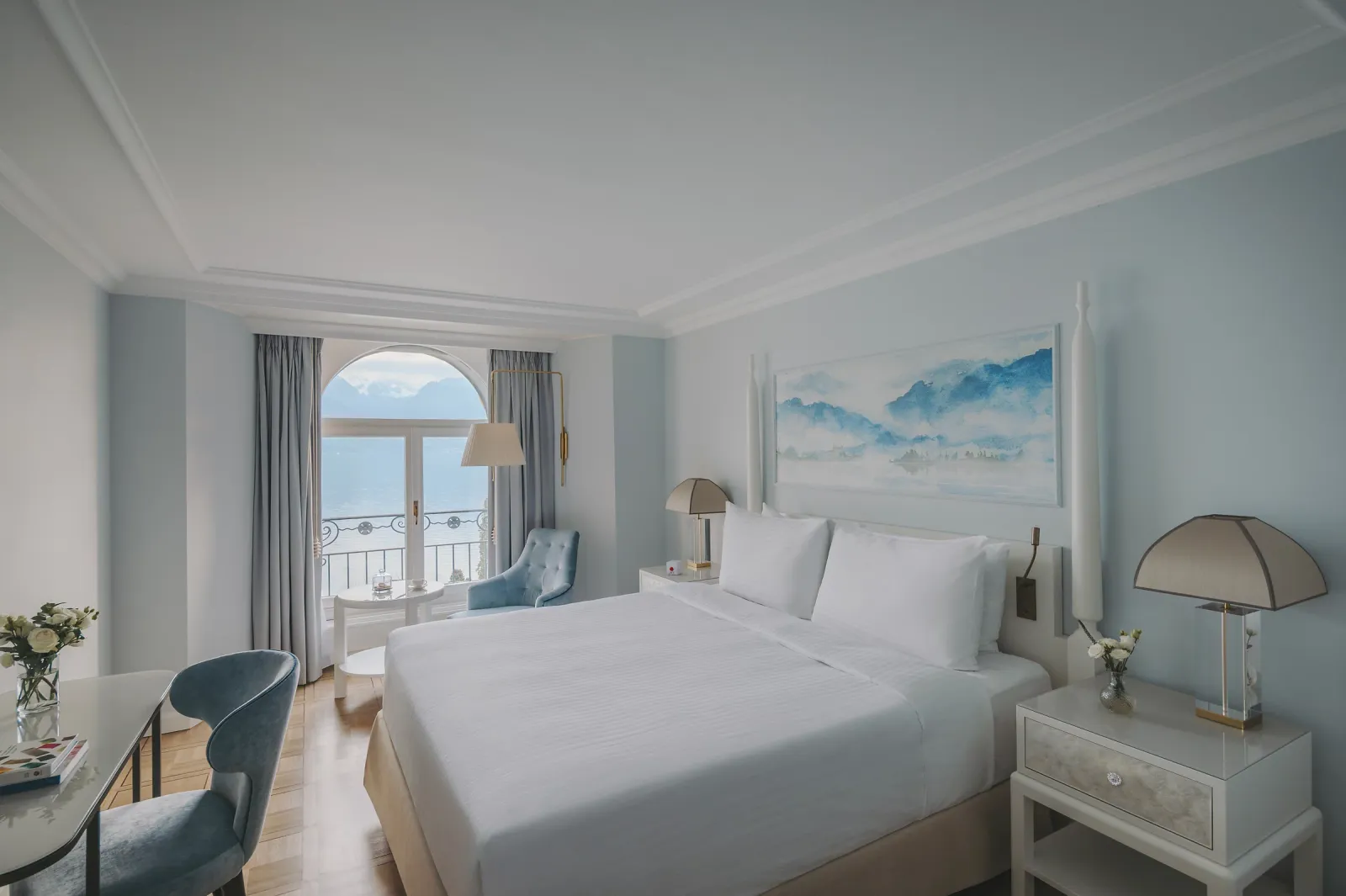Fairmont Lake View Queen · Fairmont Le Montreux Palace