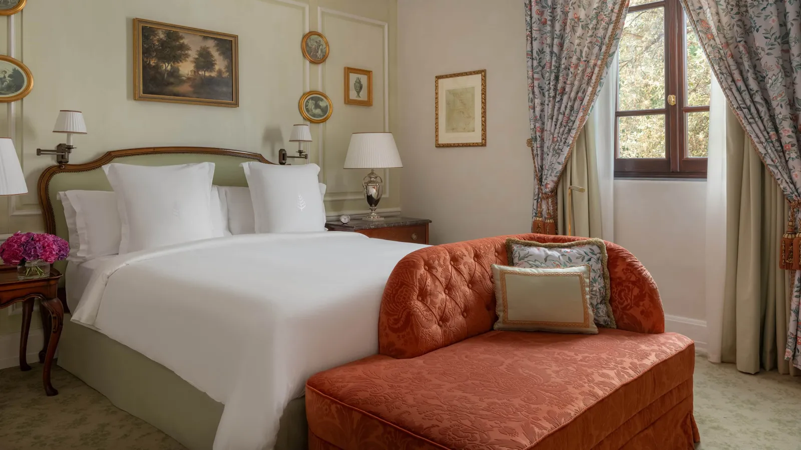 Premier Room at Four Seasons Firenze