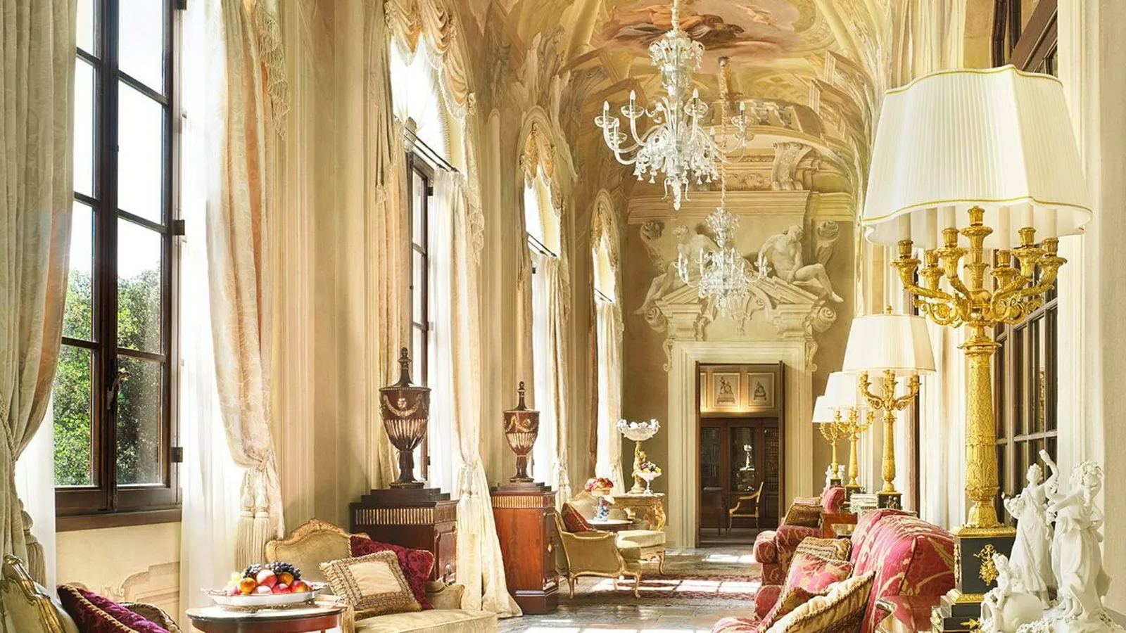 Royal Three-Bedroom Suite at Four Seasons Firenze