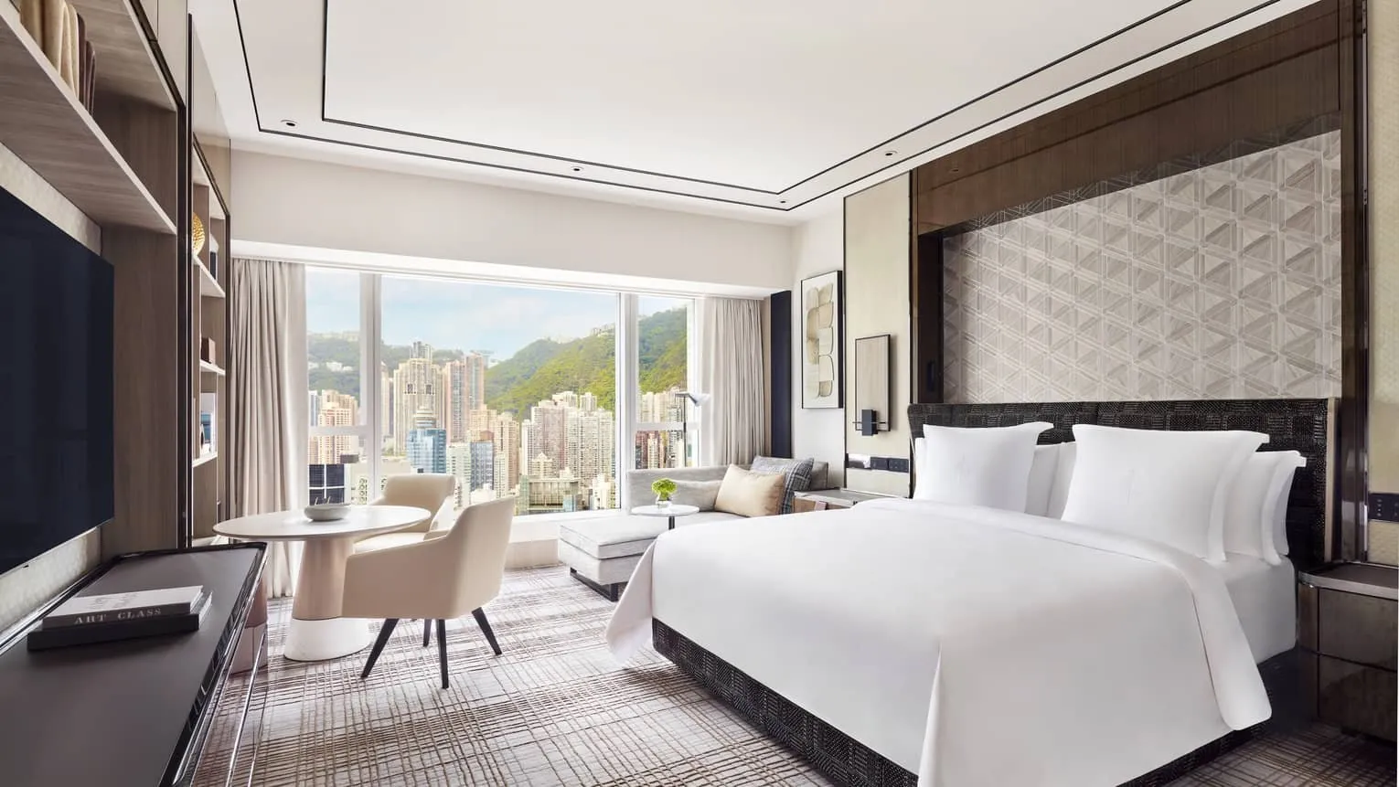Premier Peak-View Room