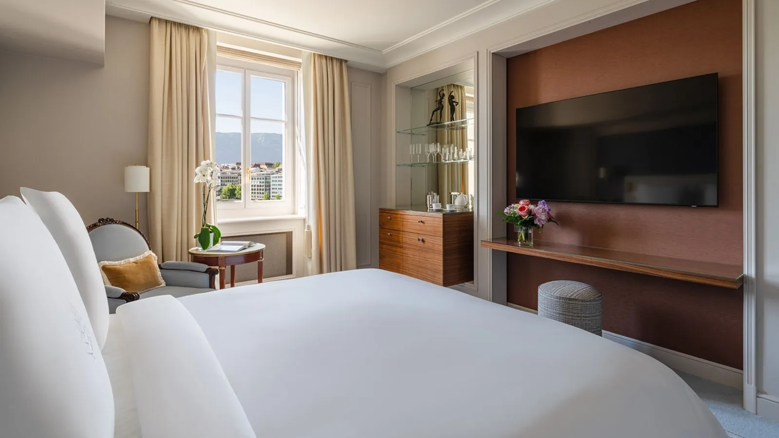 Premier Room