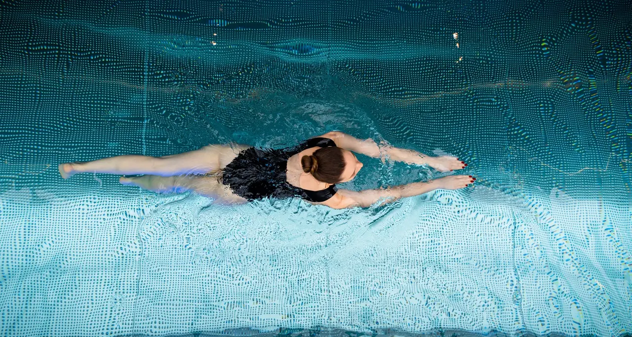 La piscina della Spa Mont Blanc