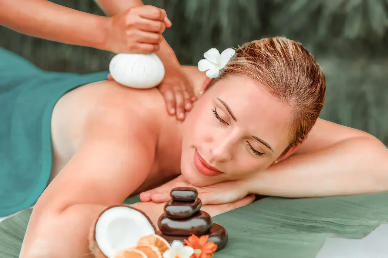 A herbal-compress massage at Veyoge Spa.