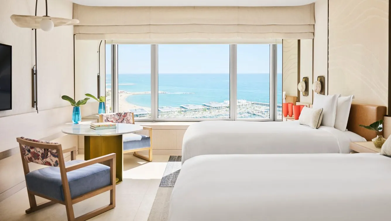Panorama — 2 double beds, lateral sea view · Hotel Arts Barcelona