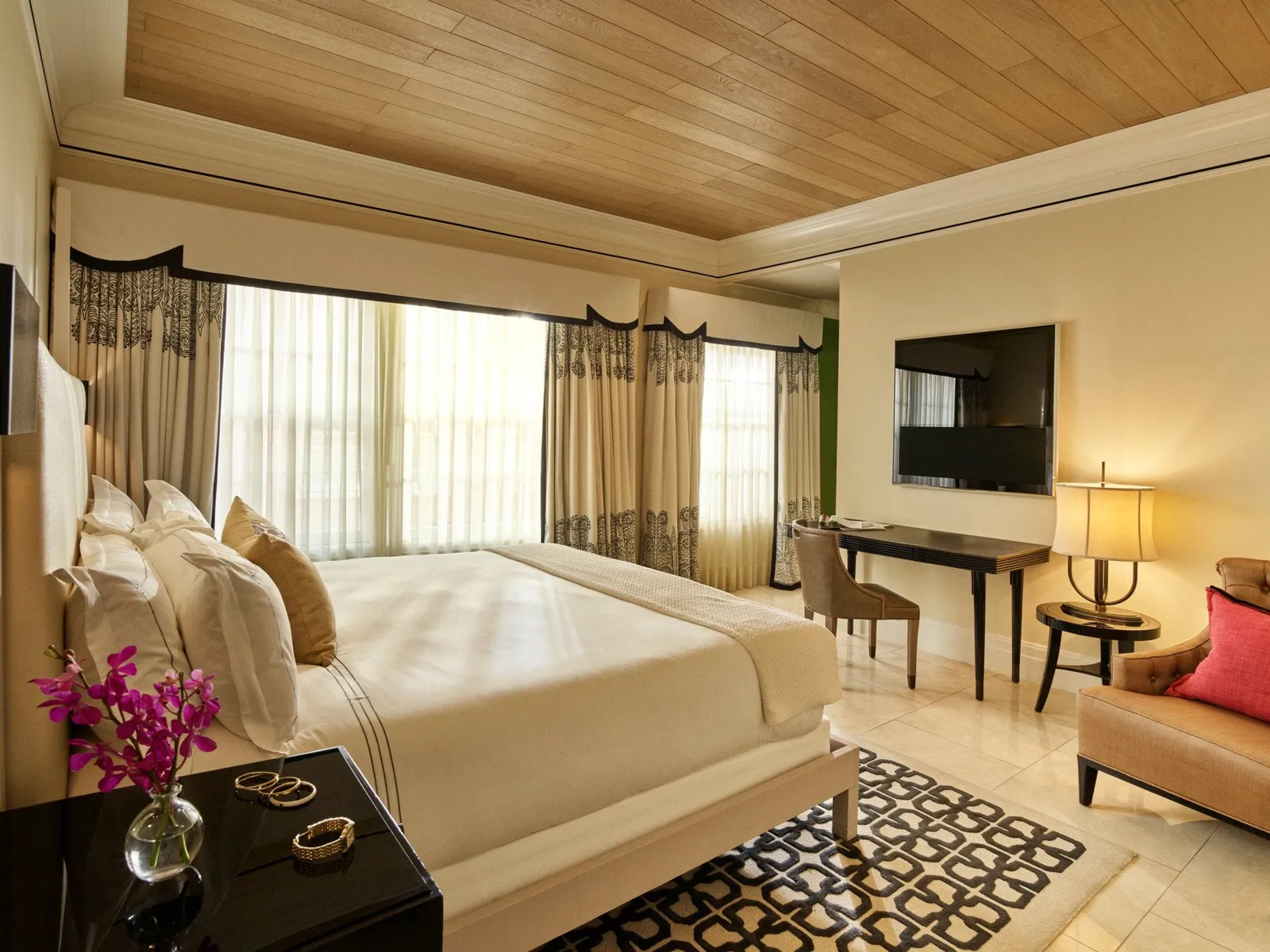The Deluxe Room at Hotel Bel-Air, as the official site shows it