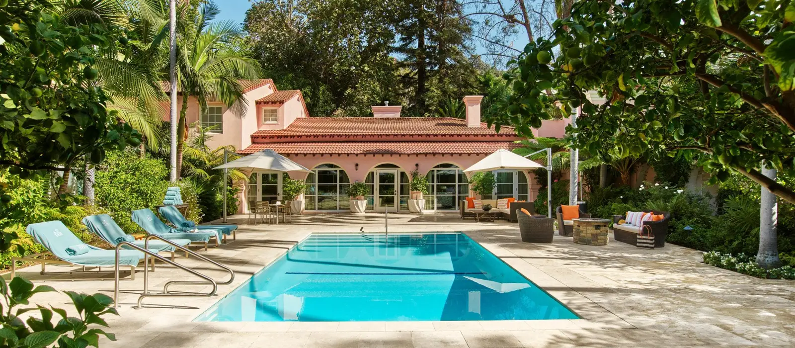 The Presidential Suite at Hotel Bel-Air, as the official site shows it