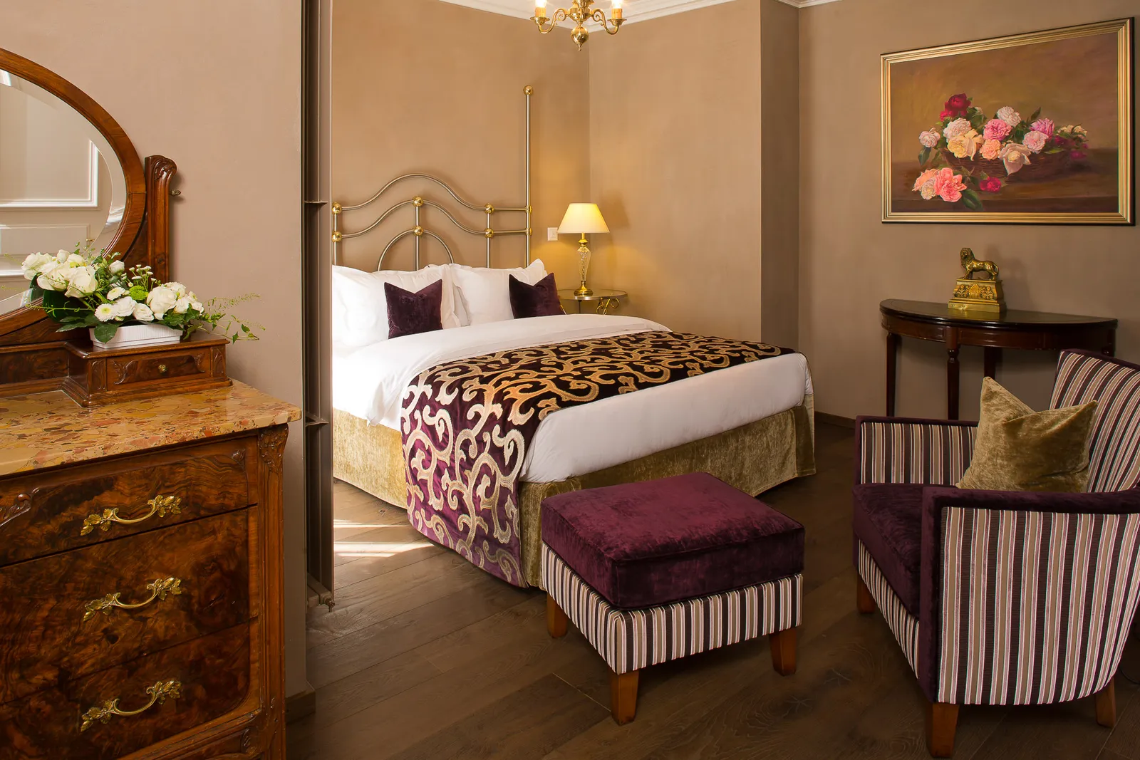 A Suite bedroom, with its brass bed