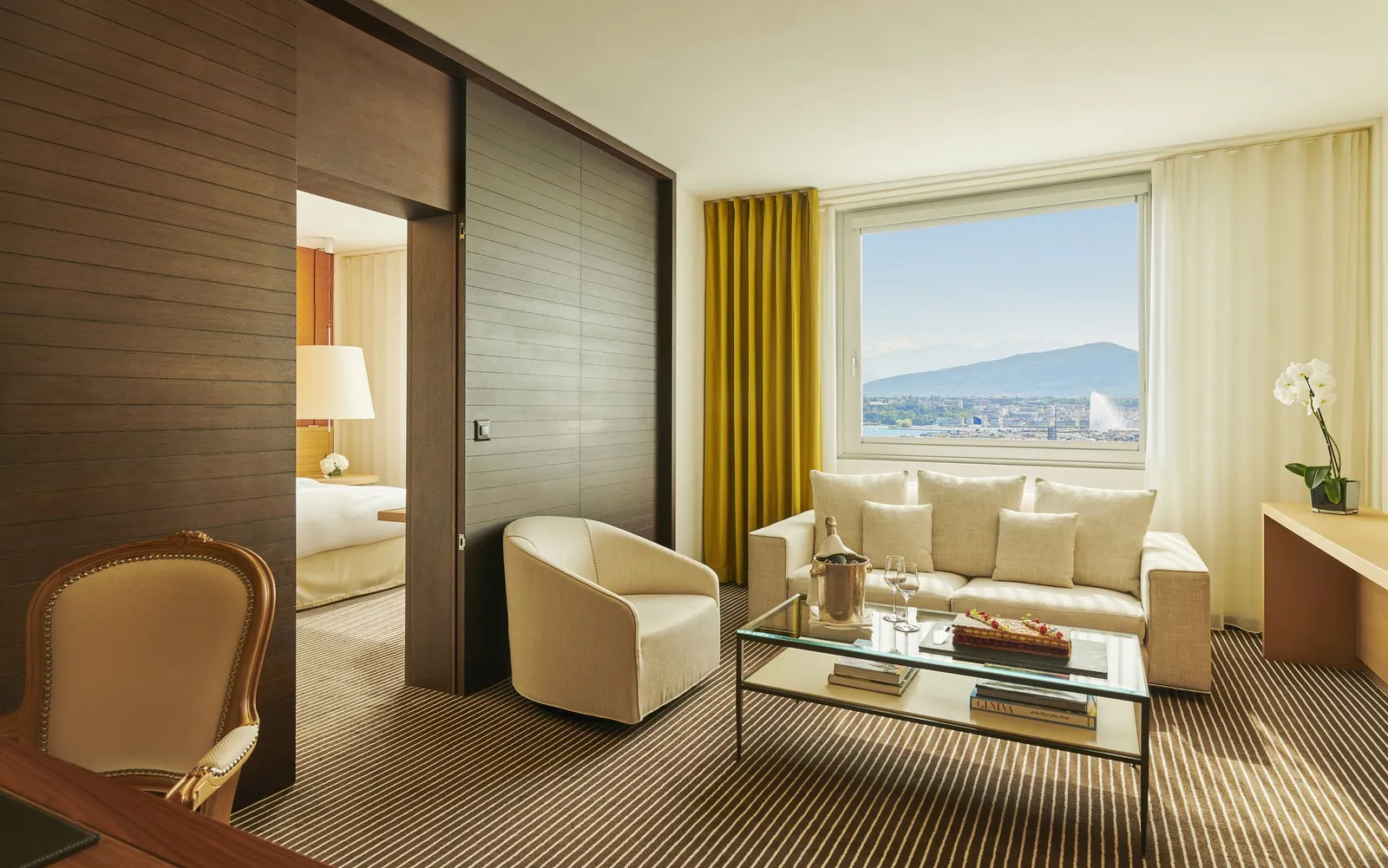Il salotto della Geneva Suite all’InterContinental Genève