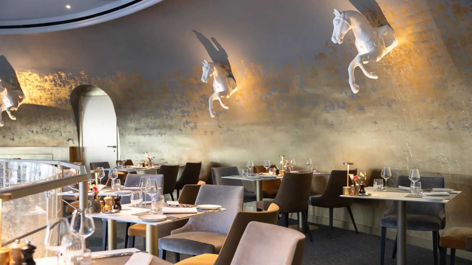 La sala della brasserie La Rotonde
