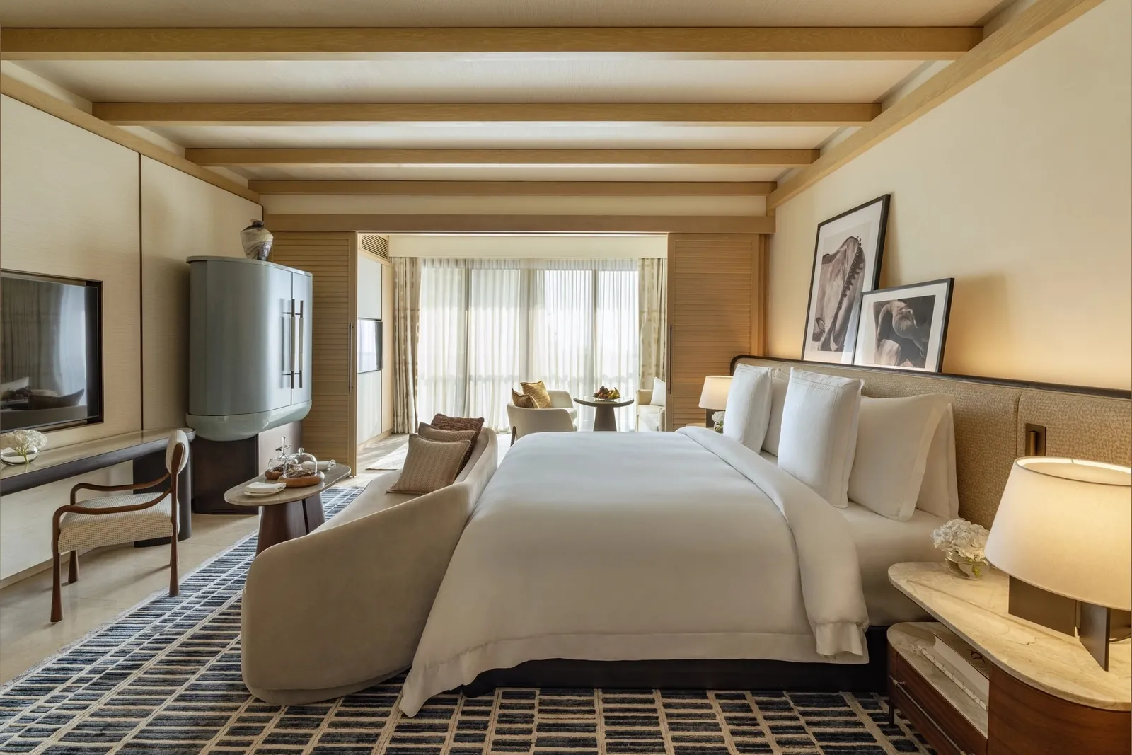 Deluxe Family Room