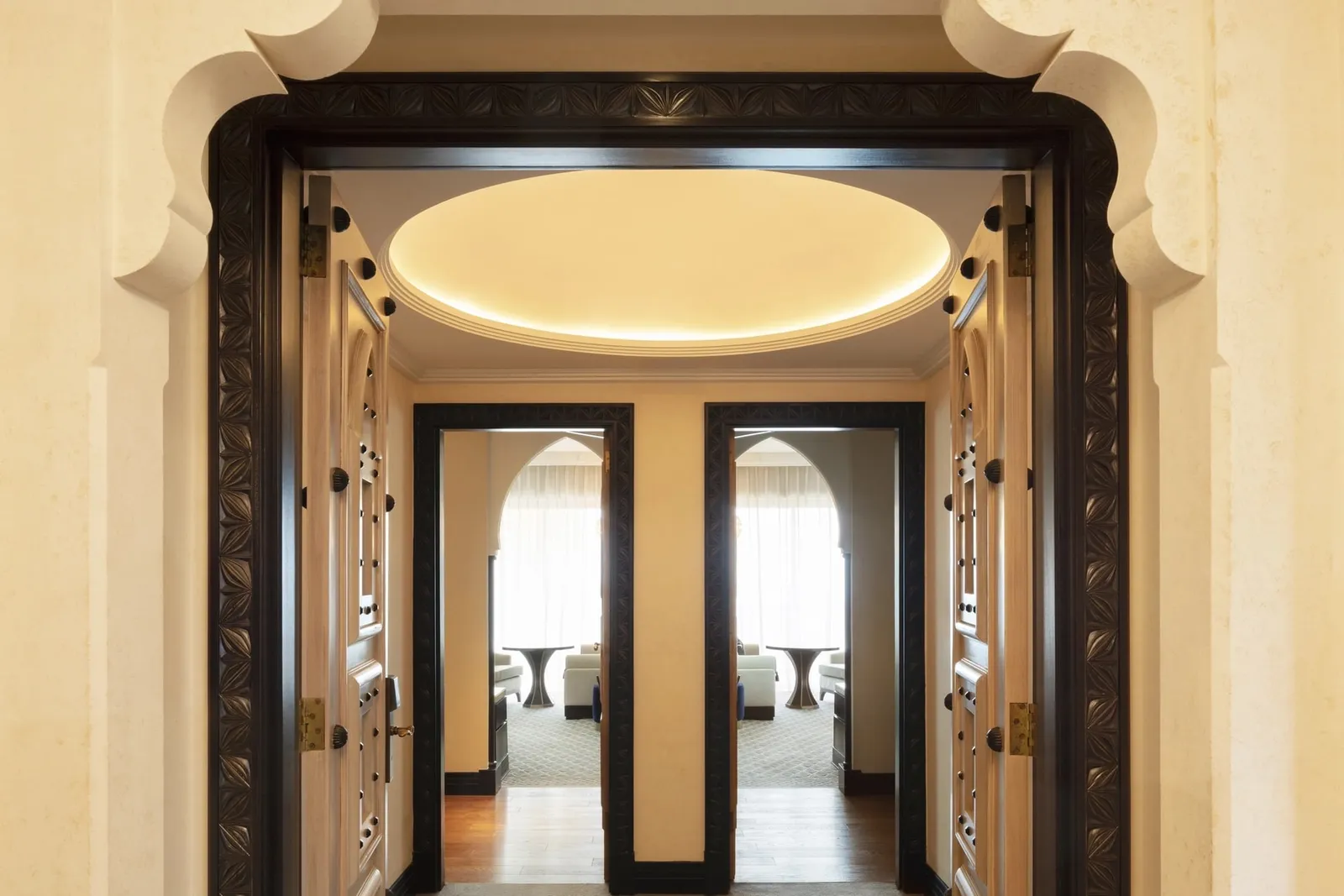 The arched entrance between the 2 rooms of the Ocean Family Room