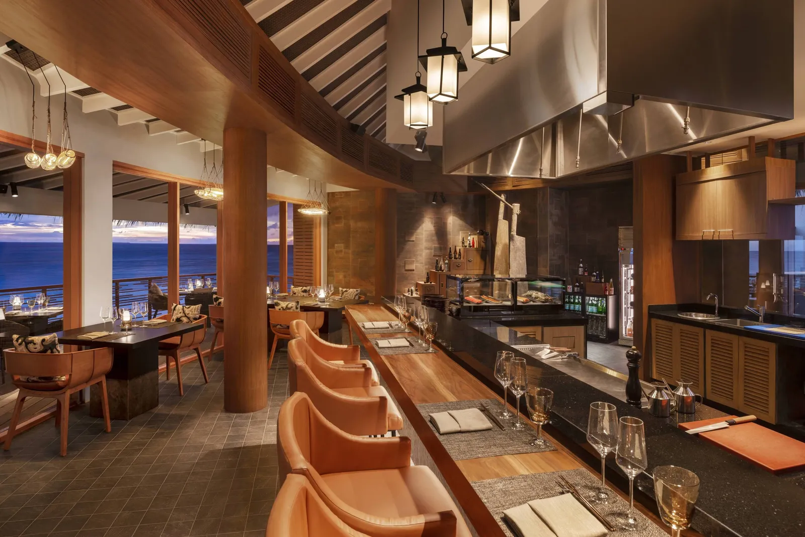 Hashi’s teppanyaki counter, leather chairs and lanterns
