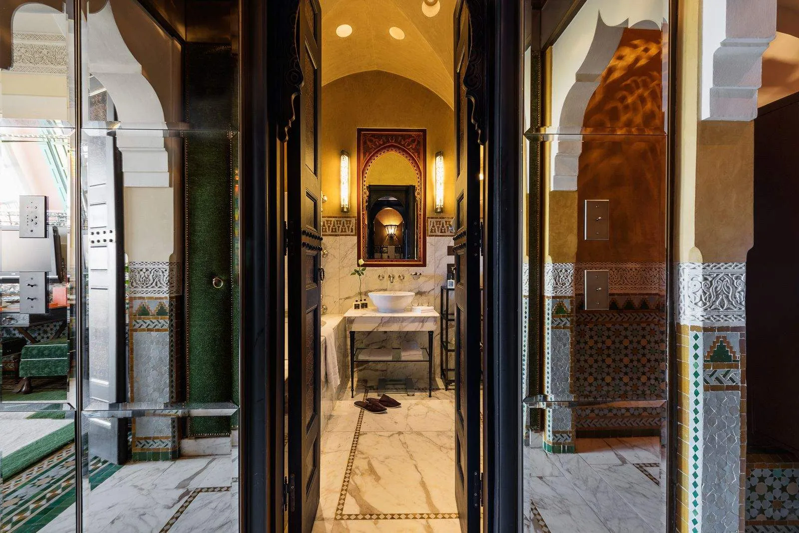Official photograph of the Superior category at La Mamounia