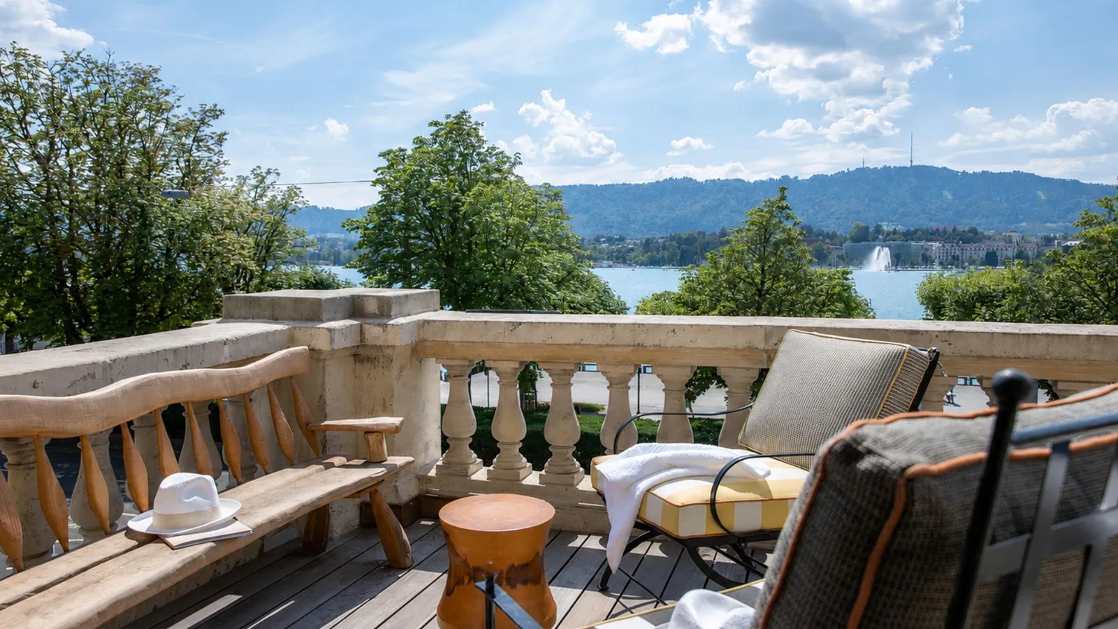 Premier Terrace Room