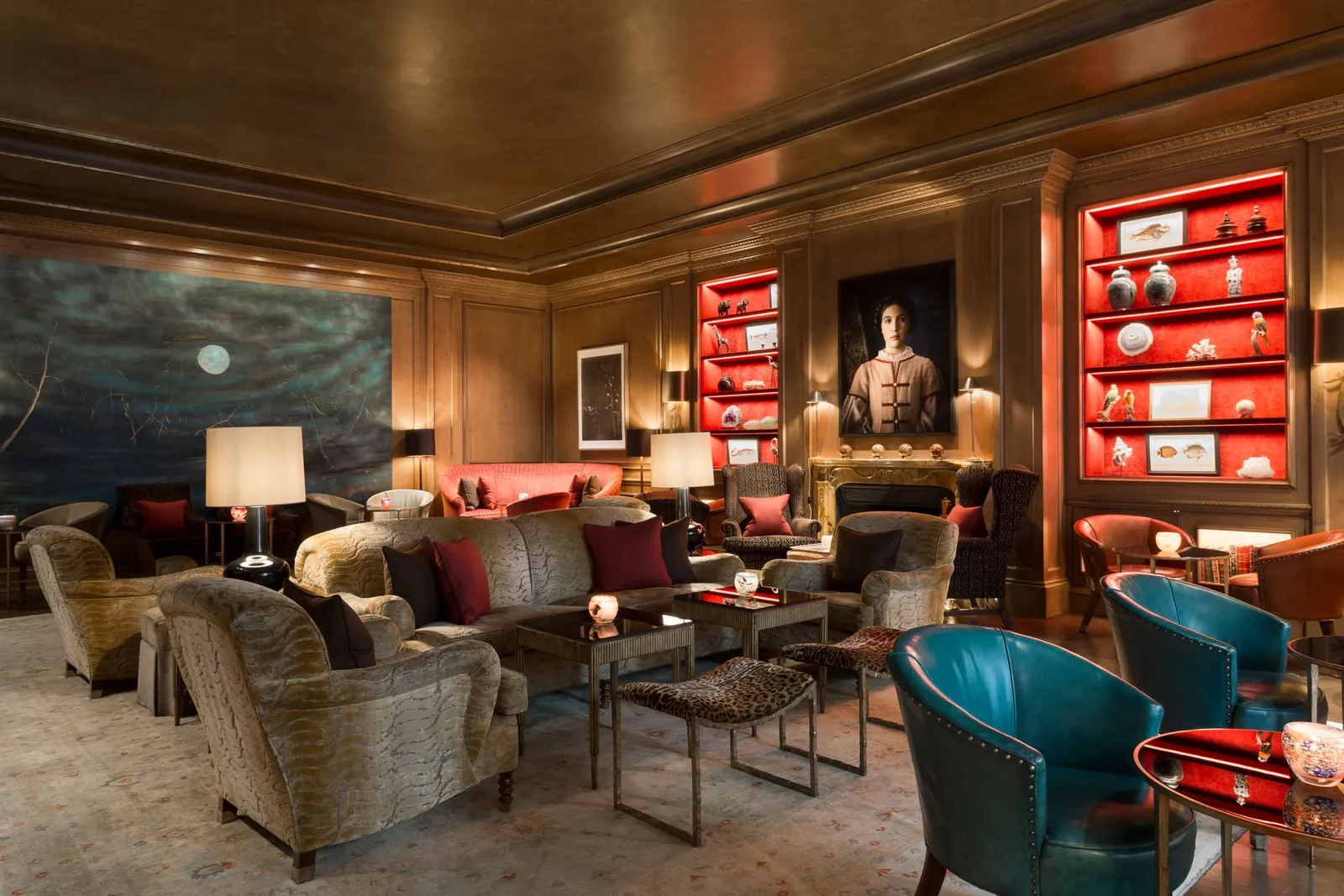 The interiors of Le Bar du Bristol