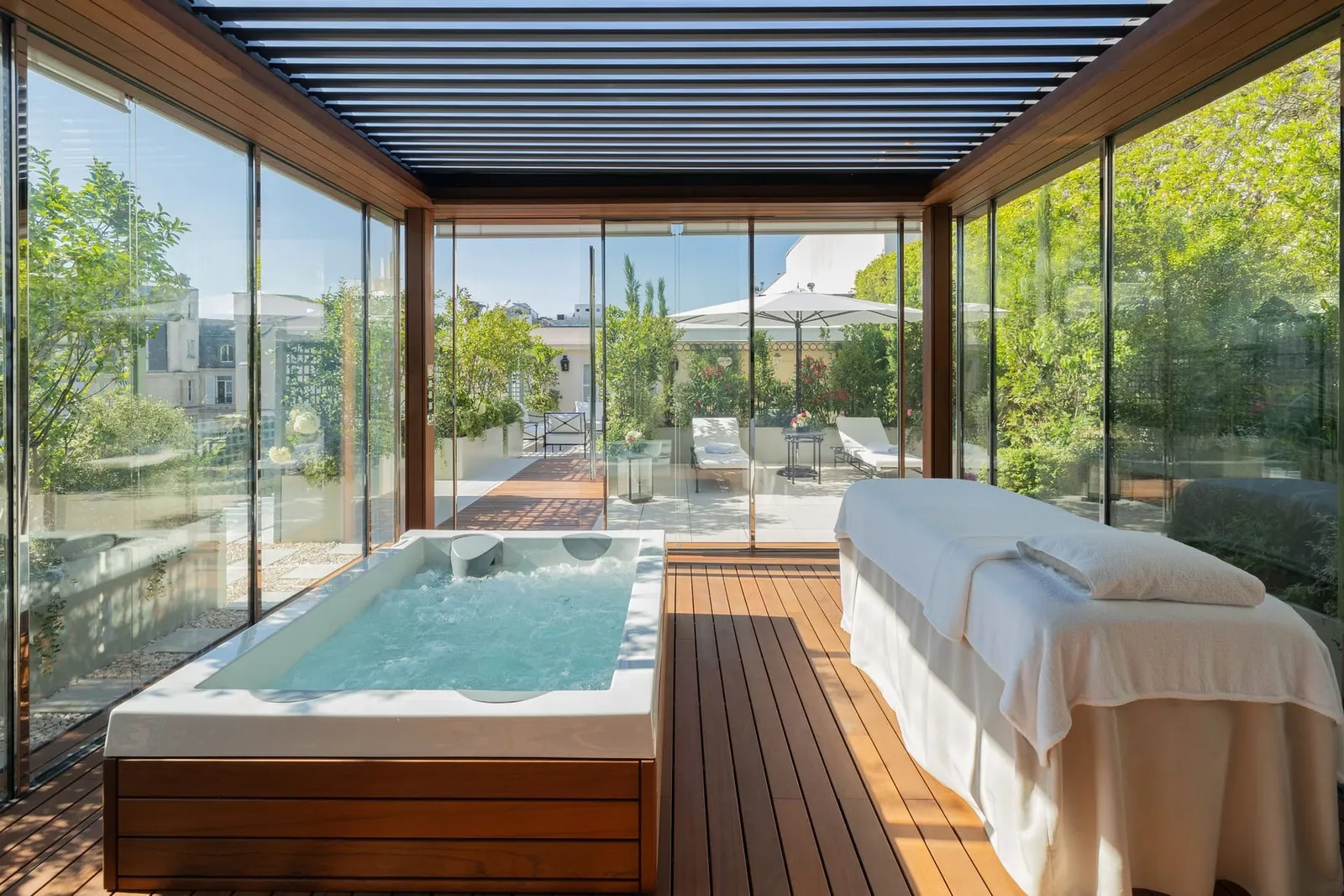 The interior of Suite Eden · Le Bristol Paris