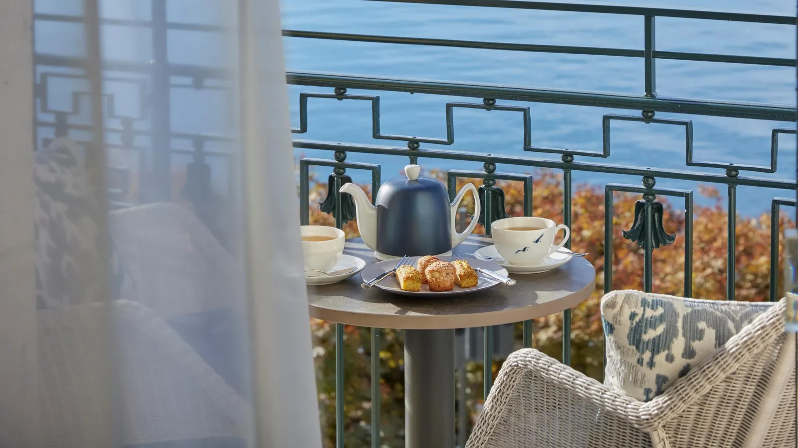 Il balcono della Lake View Suite with Balcony sul lago