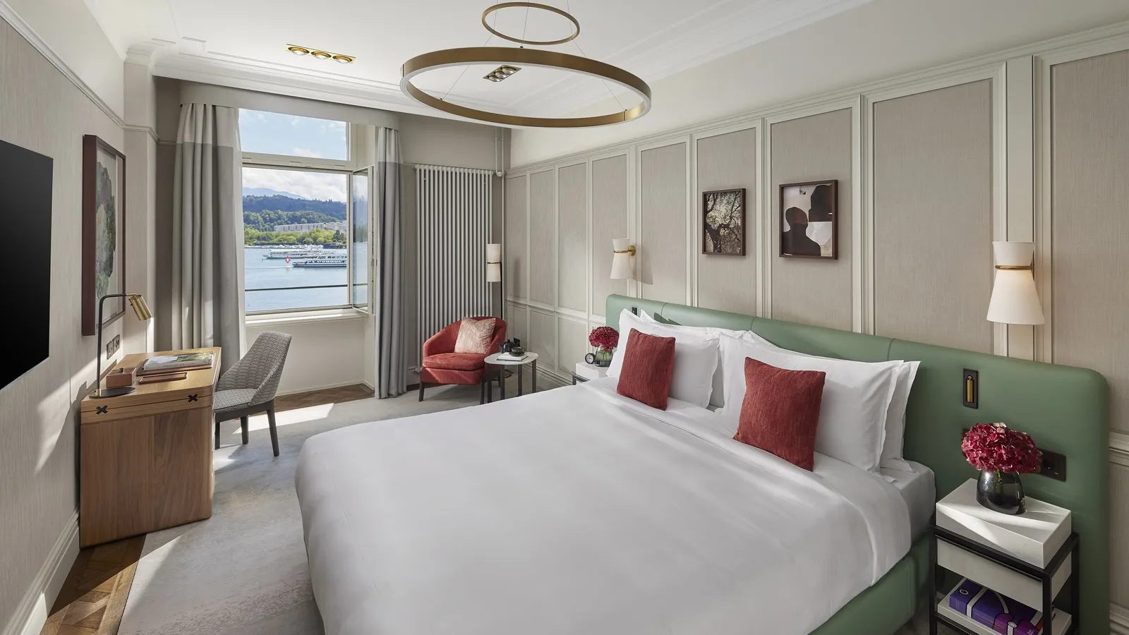 Superior Lake View Room