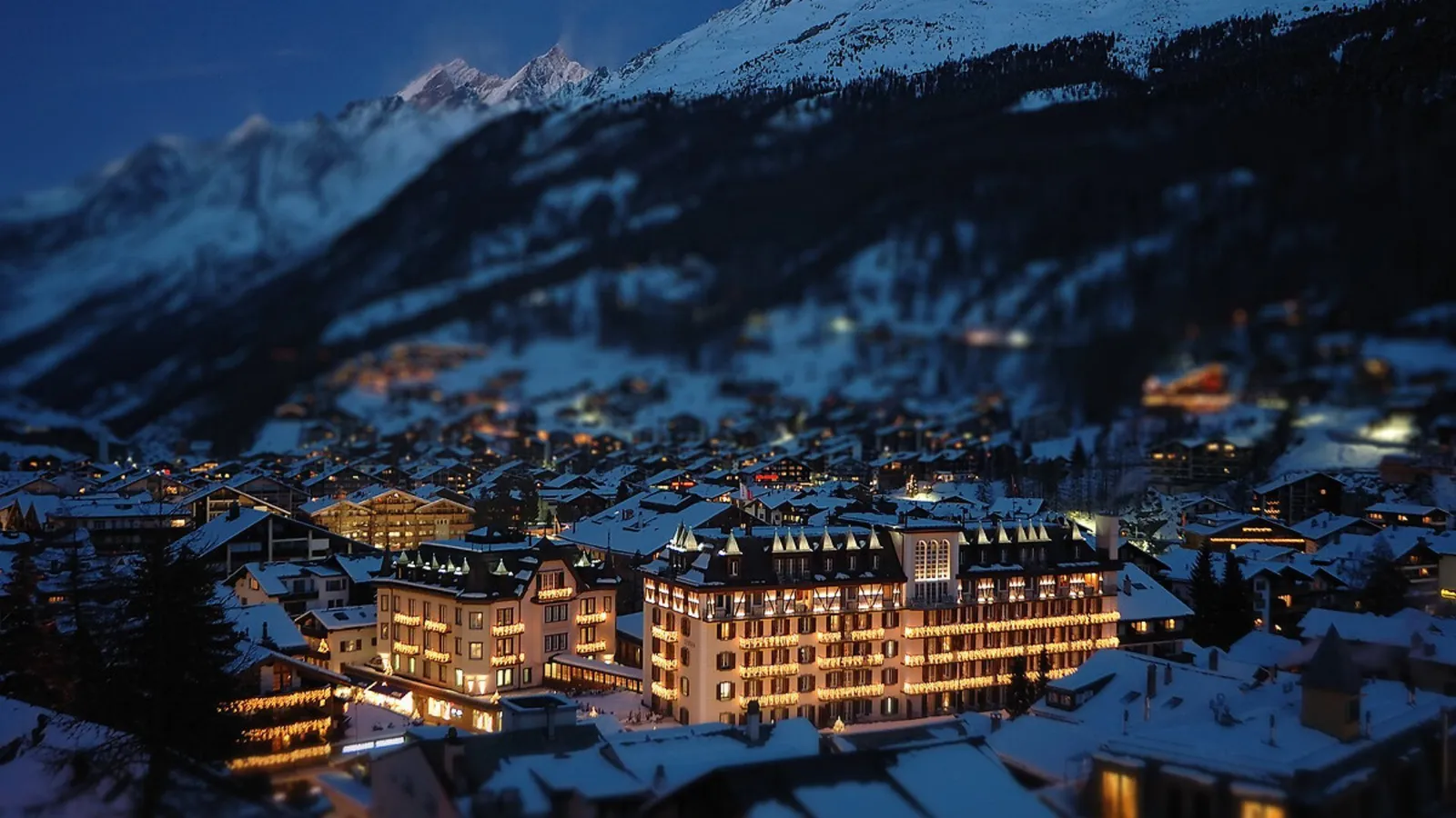 Il Mont Cervin Palace in inverno