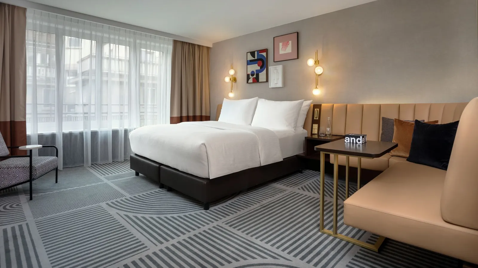 Gli interni della Grand Superior Guest Room