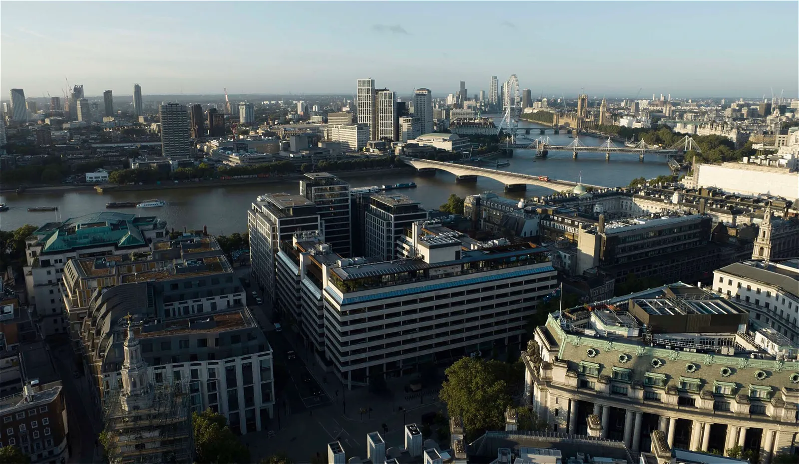 180 The Thames on the river from above, with Waterloo Bridge and the London Eye