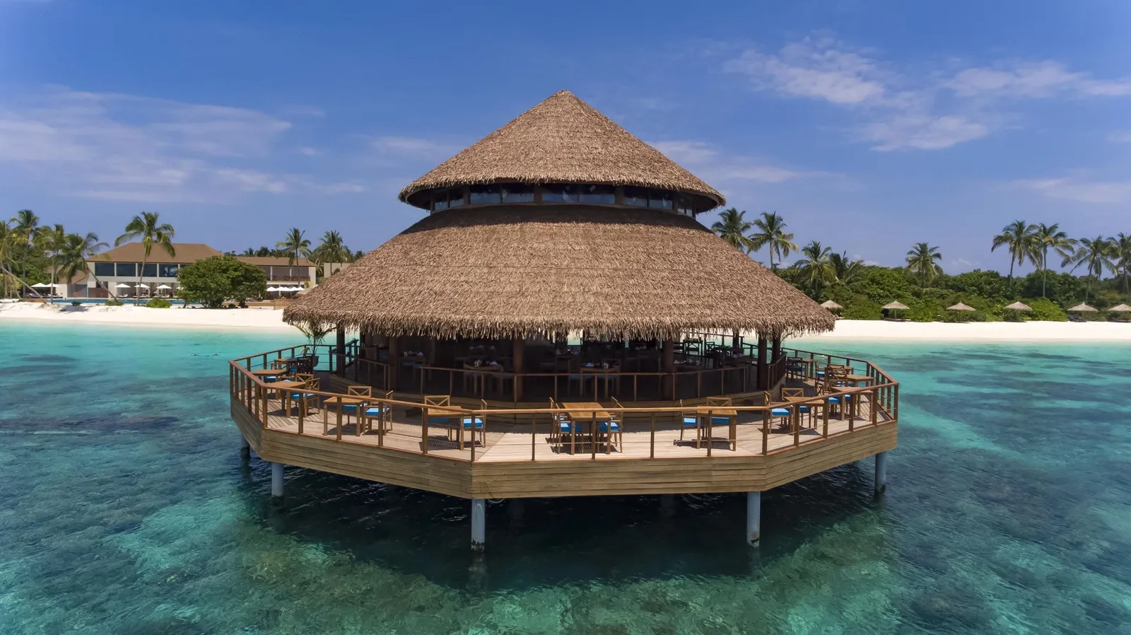 A round overwater pavilion at Reethi Faru