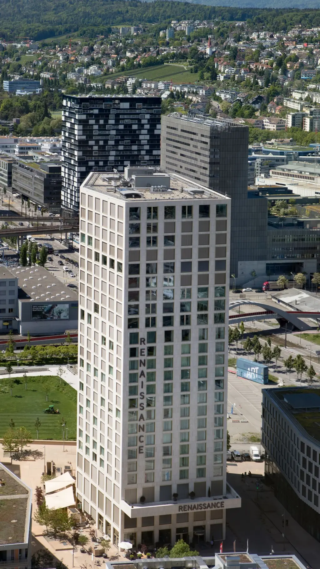 La torre del Renaissance a Zürich West