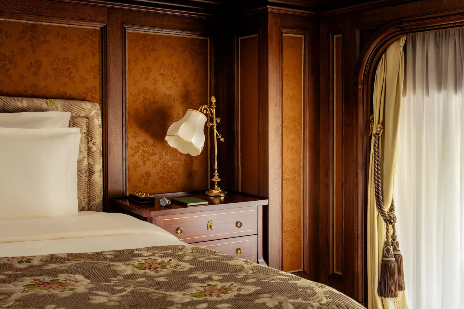 The interior of the Suite Marcel Proust · Ritz Paris